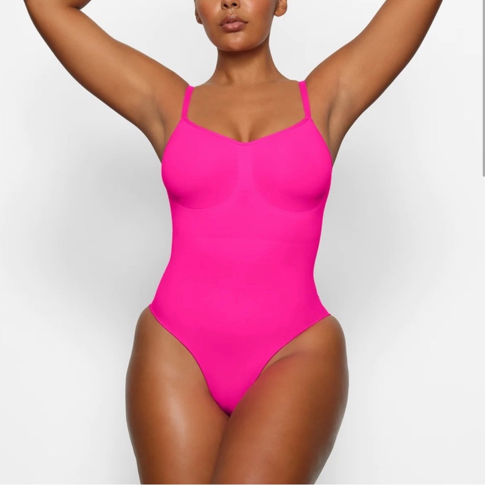 Skims Flamingo Bodysuit w/ snaps